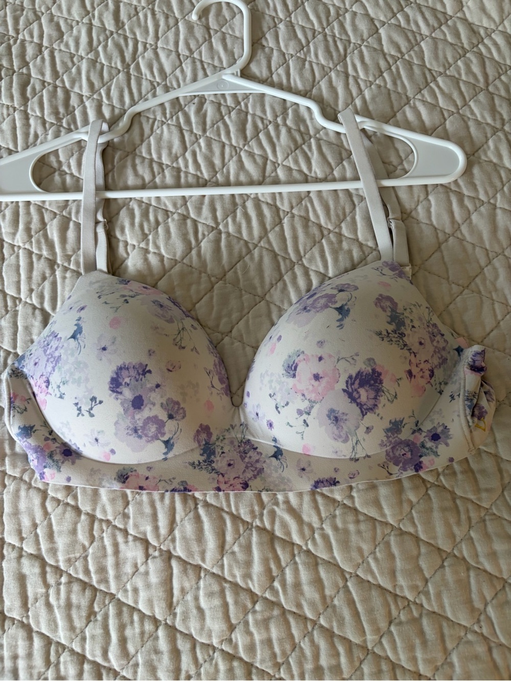 Incredible by Victoria's Secret White Purple Floral Padded Wireless Bra 36C